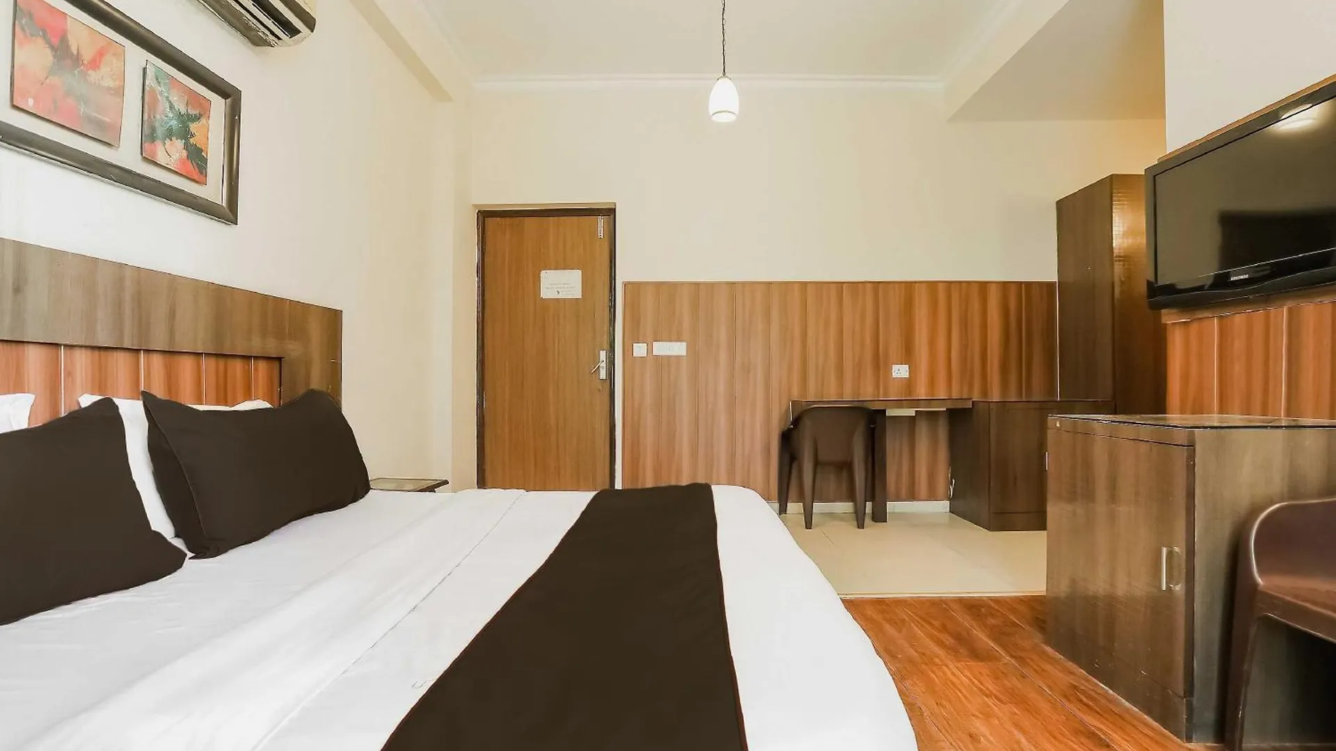 Hotel O Sagar Inn 古尔冈 4*,